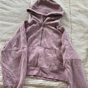 Lululemon 1/2 zip scuba crop